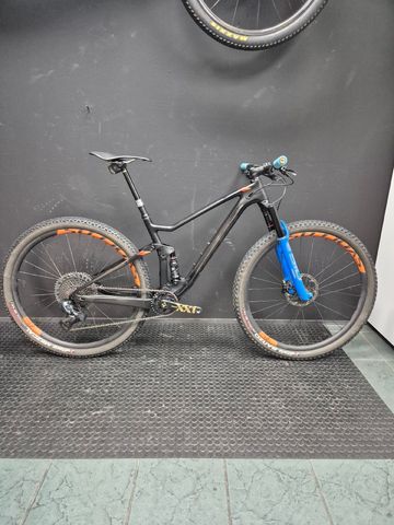 Scott Spark 900 Ultimate AXS 2021 2021 MTB usato