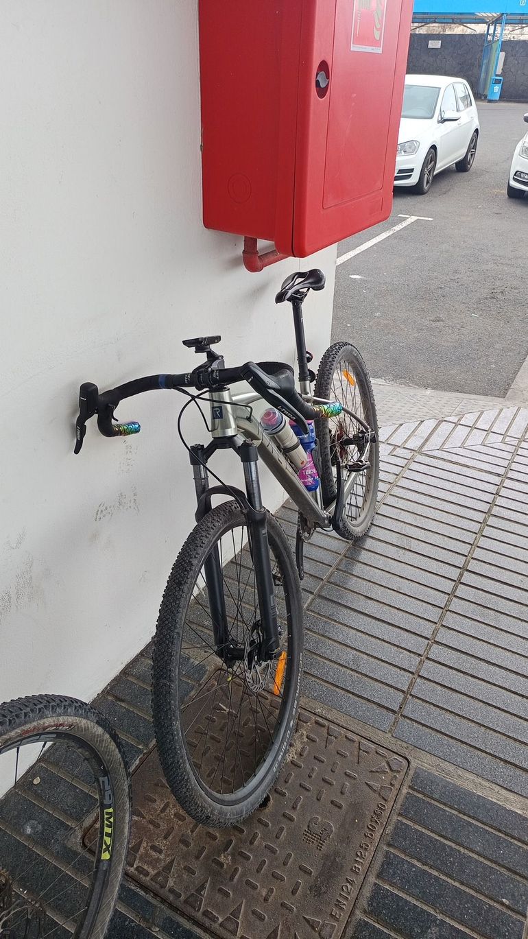 Drali Rali 2025 Road & Gravel usato, Grigio chiaro — immagine 2 di 3
