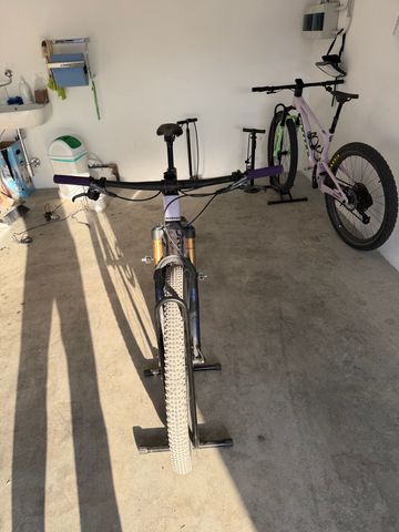 Gebrauchtes Orbea OIZ M-PRO 2024 2024 Mountainbike, Violett, 29 — Bild 5 von 13