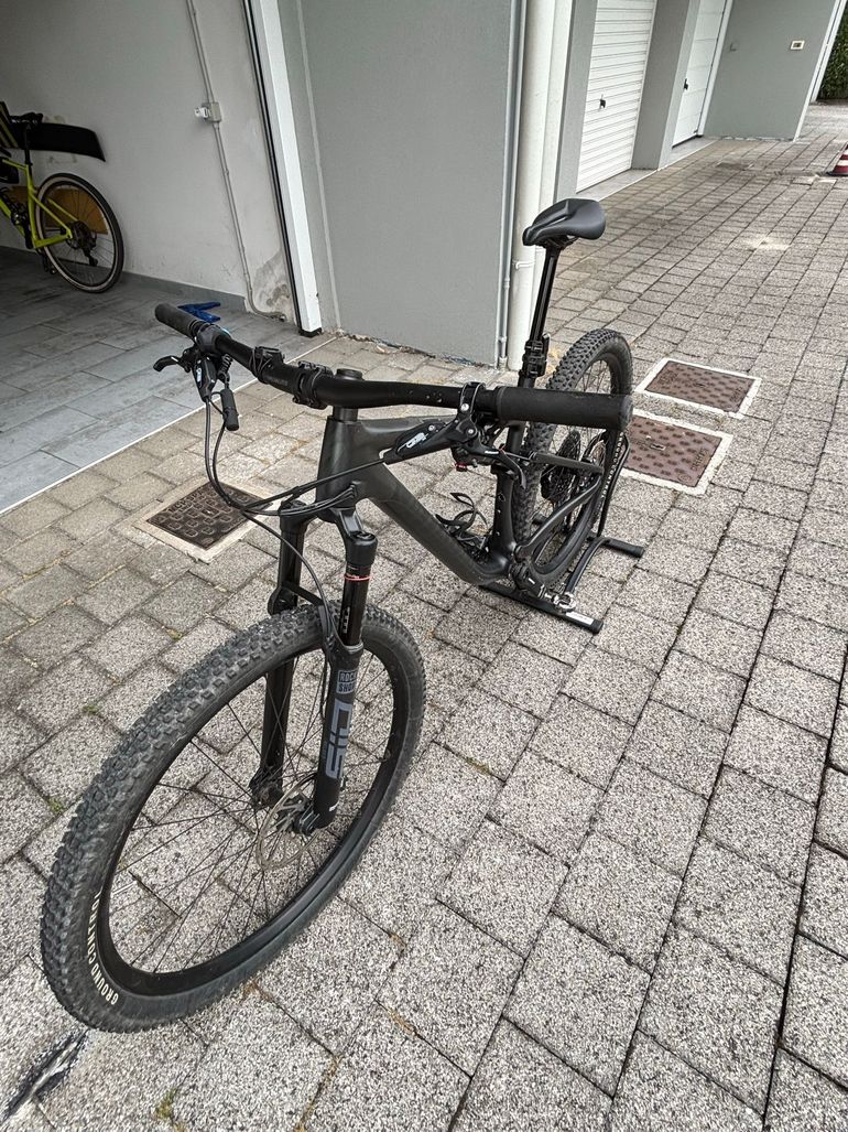 Used Specialized Epic EVO Comp 2022 2022 Mountainbike, Green, 29 — image 3 of 7