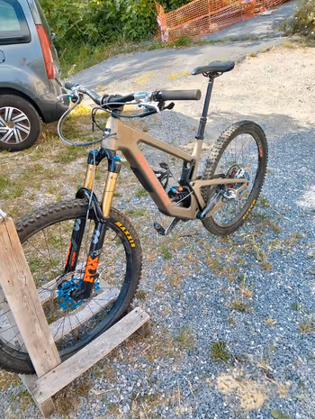 Used Santa Cruz MEGATOWER S / Carbon C 2023 2023 MTB
