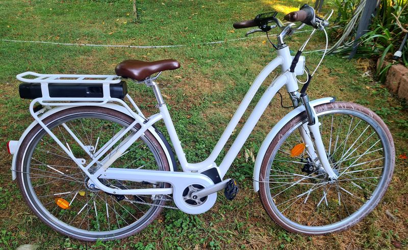 Used DECATHLON B-twin Elops 920e 2020 Urban & Touring