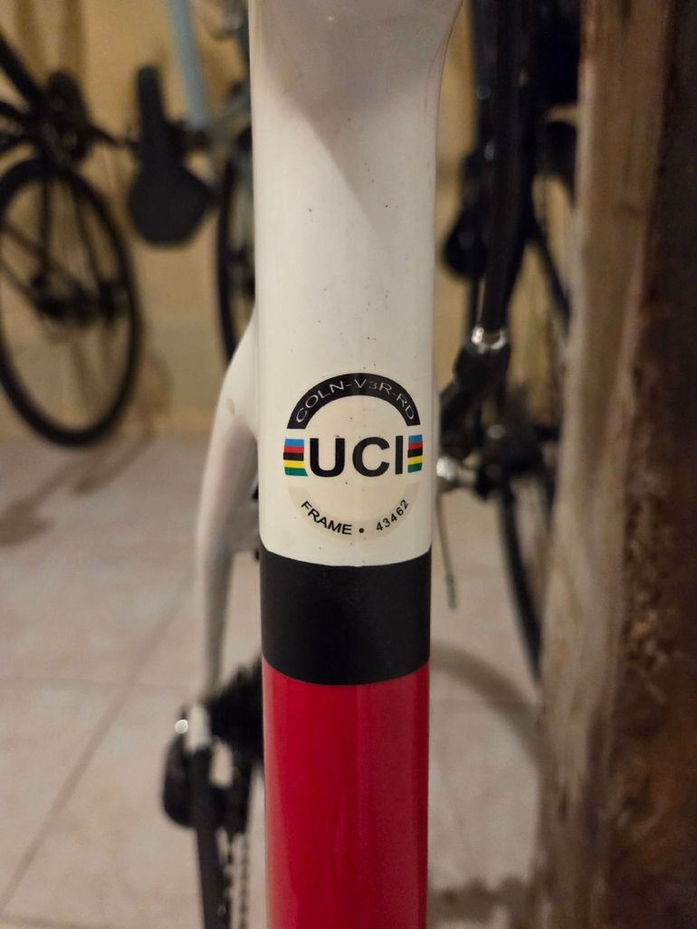 Colnago V3 SRAM Red eTap AXS 2020 Road & Gravel d'occasion — image 5 sur 9