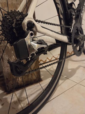 Colnago V3 SRAM Red eTap AXS 2020 Road & Gravel d'occasion — image 3 sur 9