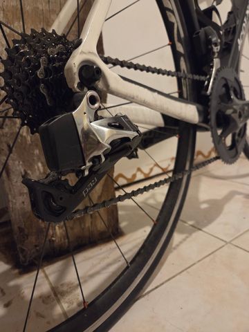 Used Colnago V3 SRAM Red eTap AXS 2020 Road & Gravel, White — image 3 of 9