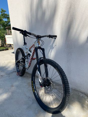 Used Specialized Enduro Comp 650b 2016 2016 Mountainbike, White, 27.5 — image 4 of 6