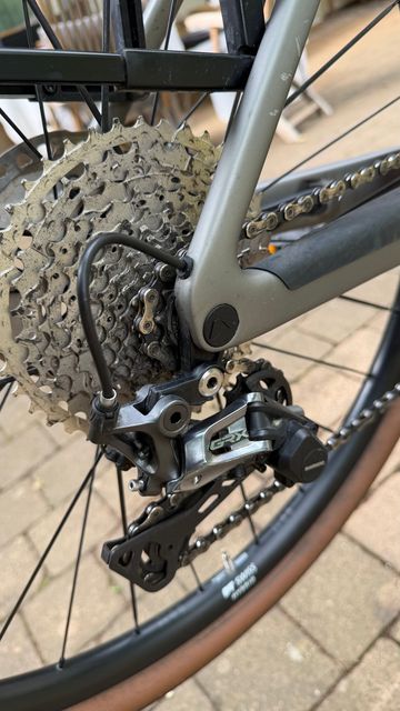 Canyon Grail:ON CF 7 2022 2022 Road & Gravel usato, Grigio chiaro — immagine 14 di 20