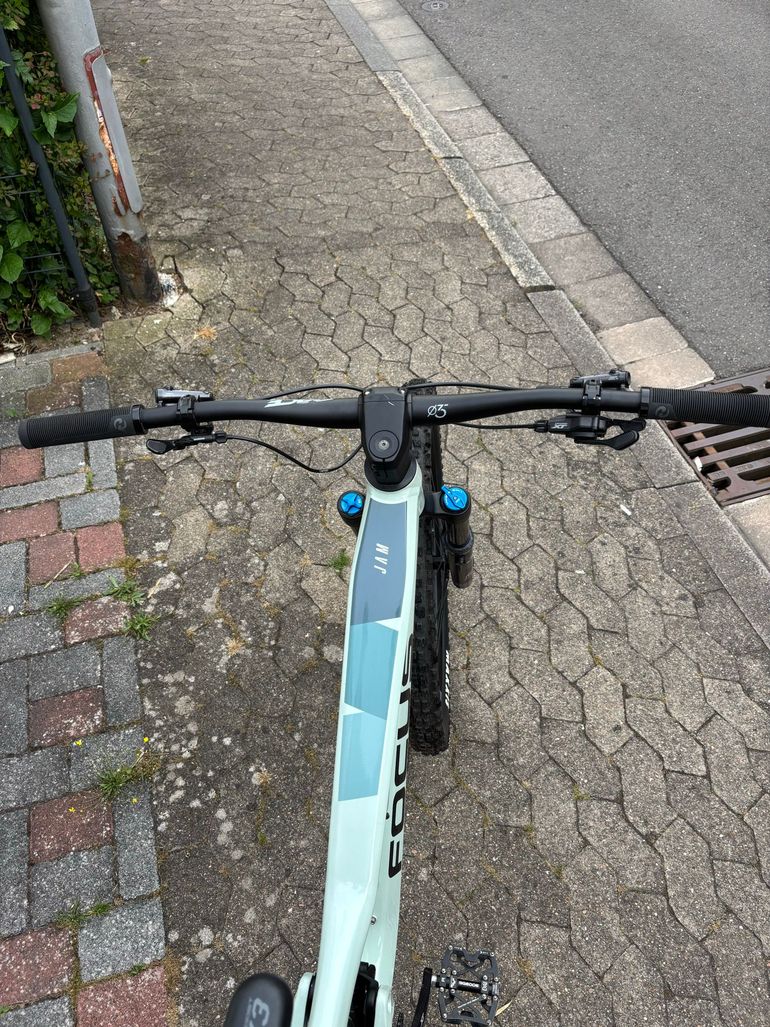 Used Focus JAM 6.9 2022 2022 Mountainbike, Green, 29 — image 8 of 15