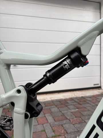 Used Focus JAM 6.9 2022 2022 Mountainbike, Green, 29 — image 7 of 15