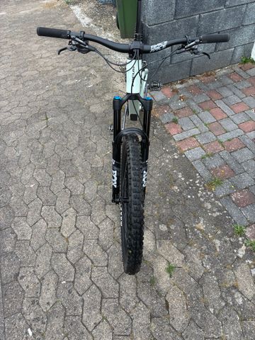 Used Focus JAM 6.9 2022 2022 Mountainbike, Green, 29 — image 10 of 15