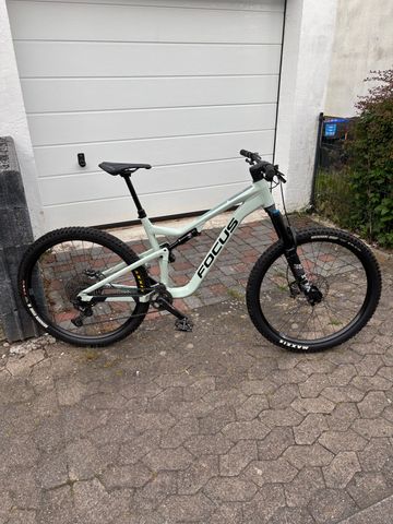 Used Focus JAM 6.9 2022 2022 Mountainbike, Green, 29 — image 1 of 15
