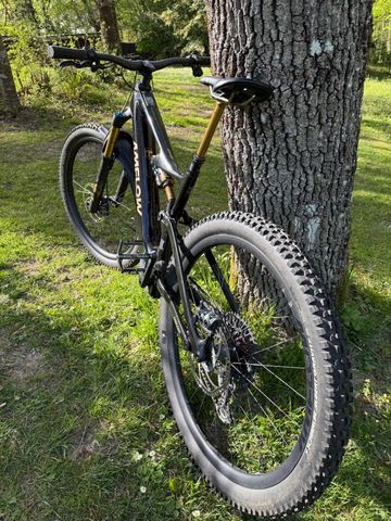 Amflow Custom SRAM X01 2025 Mountainbike usato, Nero — immagine 3 di 3
