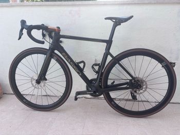 Basso Astra SRAM Force eTap AXS 2022 Road & Gravel usato