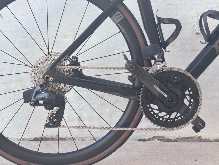 Basso Astra SRAM Force eTap AXS 2022 Road & Gravel usato, Nero — immagine 3 di 9