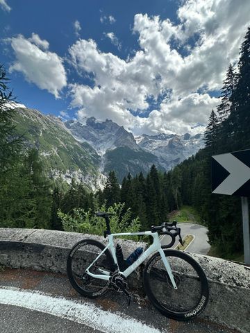 Käytetty CUBE AGREE C:62, PRO 2023 2023 Road & Gravel