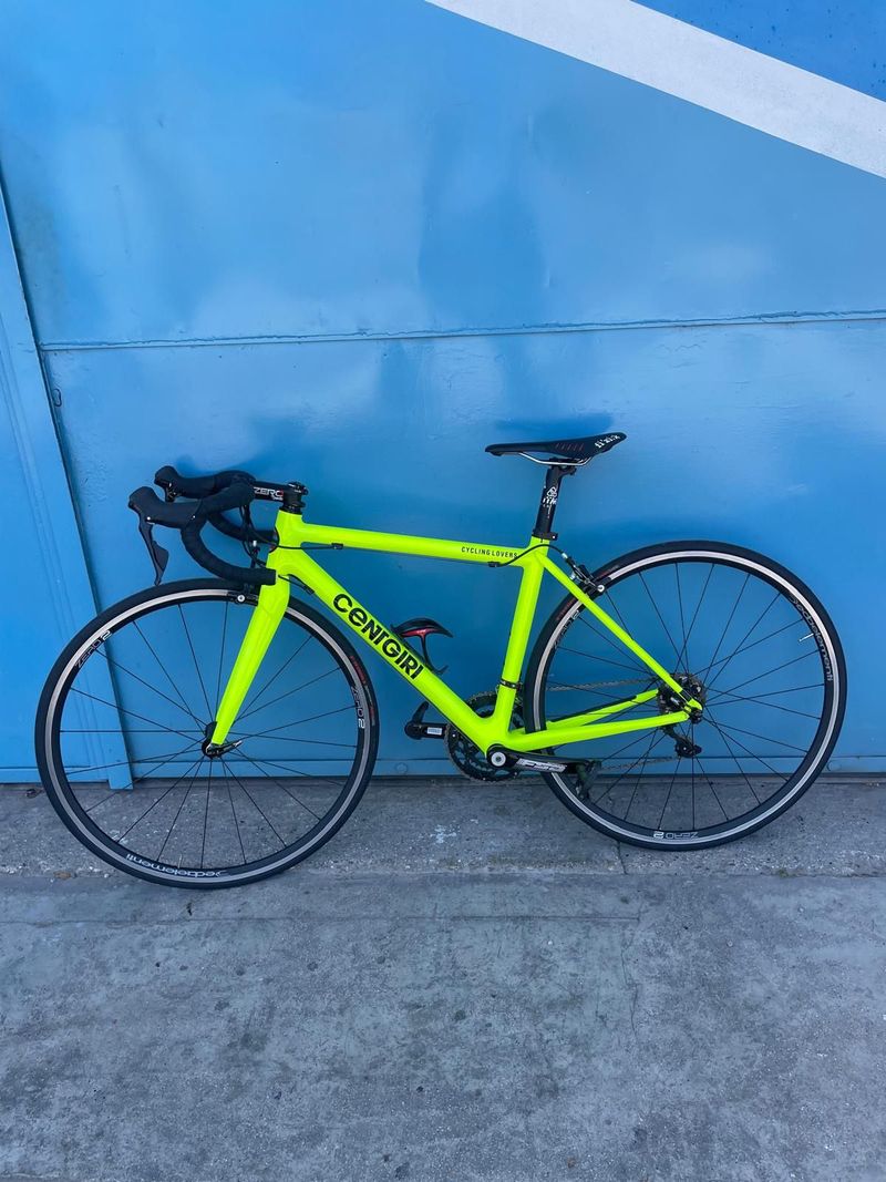 Używany Cinelli Superstar Caliper Road 2019 2019 Road & Gravel — zdjęcie 1 z 6