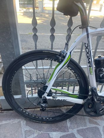 Pinarello 65.1 DOGMA 65.1 2016 Road & Gravel usato, Bianco — immagine 10 di 10