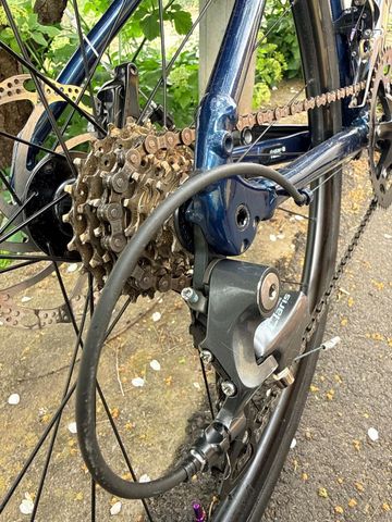 Używany Trek Domane AL 2 Disc 2022 2022 Road & Gravel — zdjęcie 8 z 11