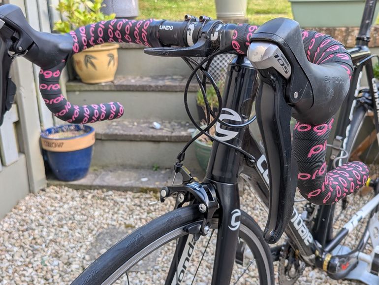 Gebrauchtes Cannondale Caad Shimano 105 2011 Road & Gravel, Schwarz — Bild 6 von 8