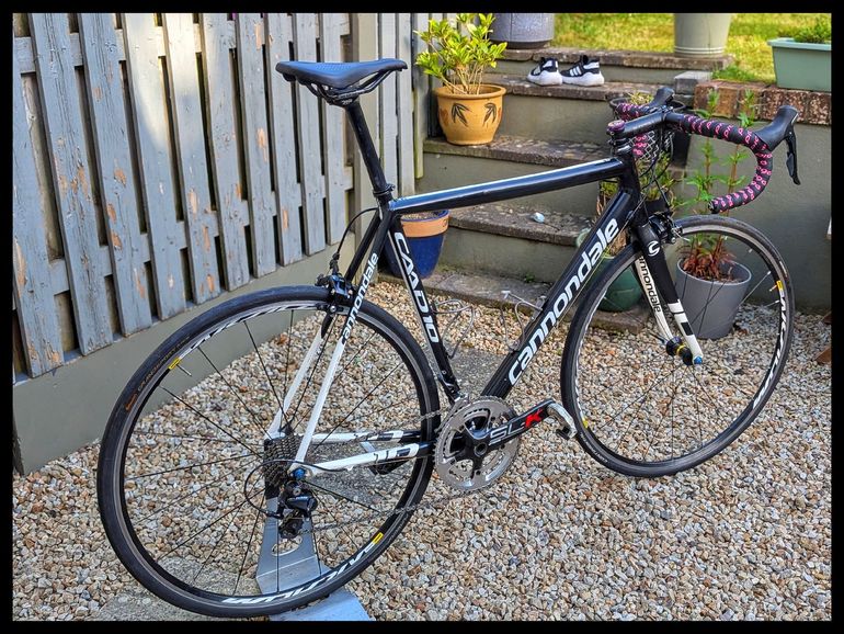 Gebrauchtes Cannondale Caad Shimano 105 2011 Road & Gravel, Schwarz — Bild 3 von 8