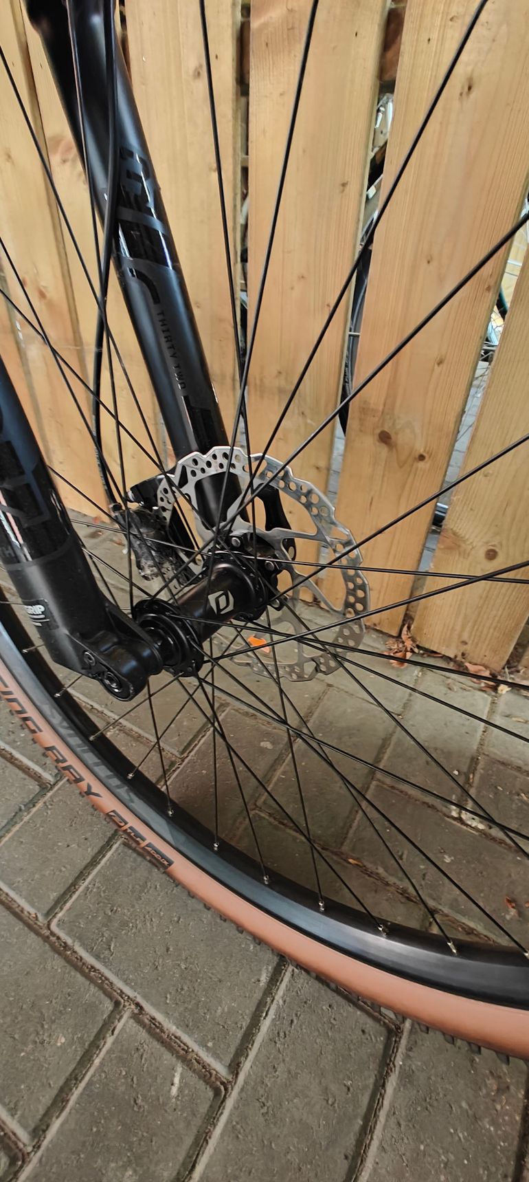 Used Scott Scale 925 2024 2024 Mountainbike, Black, 29 — image 5 of 9