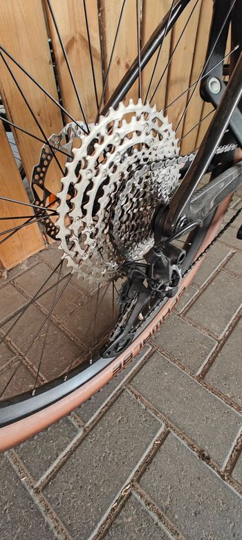 Used Scott Scale 925 2024 2024 Mountainbike, Black, 29 — image 3 of 9