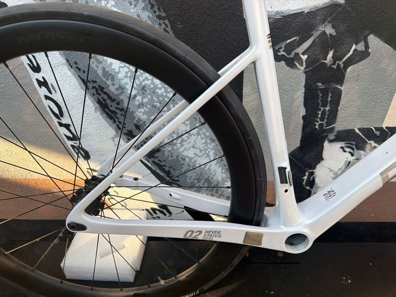 Brugt Factor O2 - SRAM Force w/ Power Meter 2026 Frameset 2026 Road & Gravel — billede 2 af 4