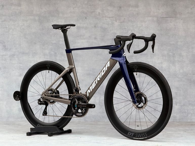 Used Merida REACTO PRO 2027 2027 Road & Gravel, Blue — image 10 of 12