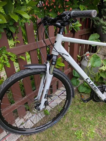Used CUBE NATURE PRO 2021 2021 Urban, Light Gray — image 9 of 9
