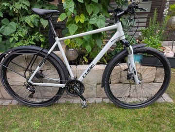Used CUBE NATURE PRO 2021 2021 Urban, Light Gray — image 2 of 9