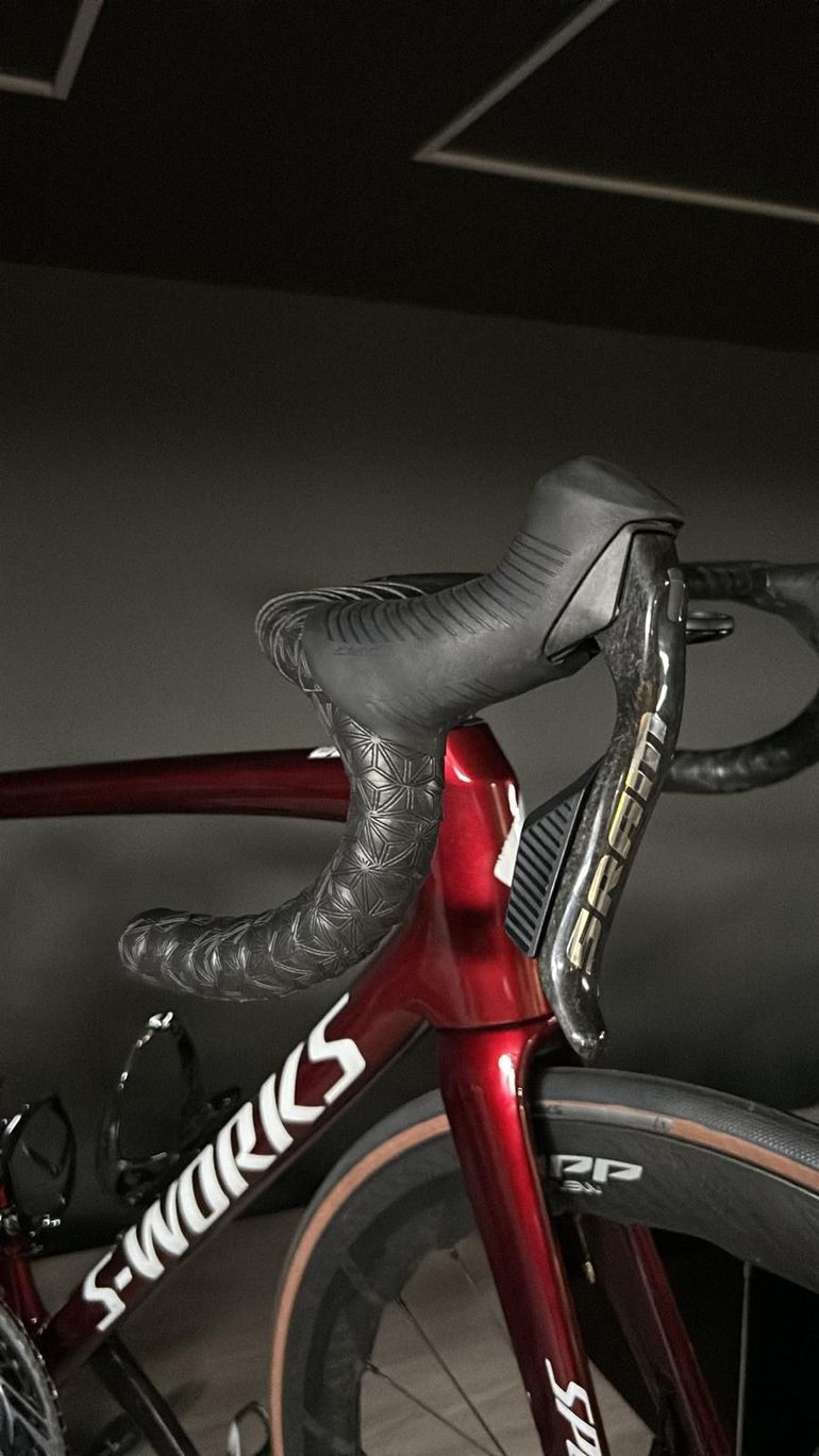 Used Specialized Tarmac SRAM Red eTap AXS 2024 Road & Gravel, Red — image 2 of 3