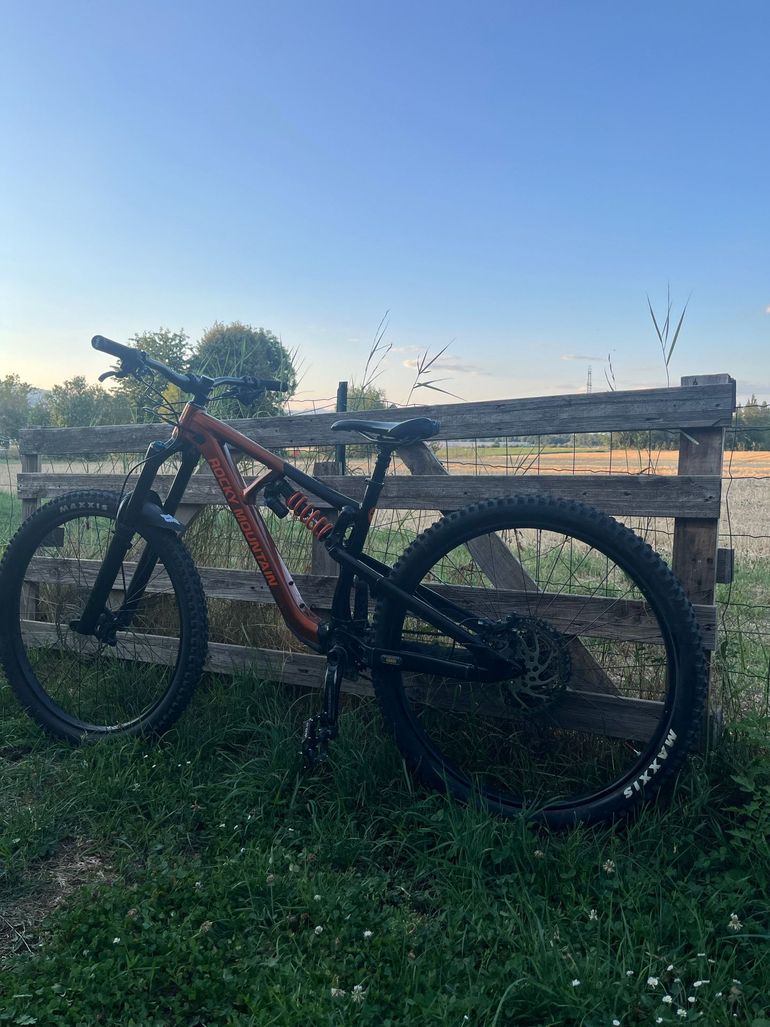 Brugt Rocky Mountain Slayer Alloy 50 2023 2023 Mountainbike — billede 5 af 5