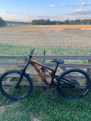 Tweedehands Rocky Mountain Slayer Alloy 50 2023 2023 MTB