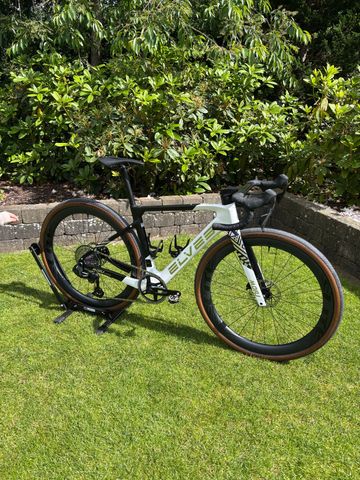 Elves Custom SRAM Rival eTap AXS 2026 Road & Gravel usato