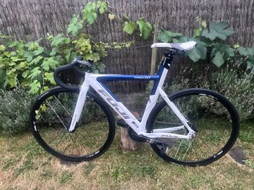 Used Fuji Track 1.0 (INTL) 2011 2011 Road & Gravel, White — image 2 of 7