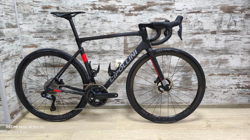 Tweedehands Cipollini DOLOMIA Q30MP SHIMANO ULTEGRA DI2 2023 2023 Road & Gravel