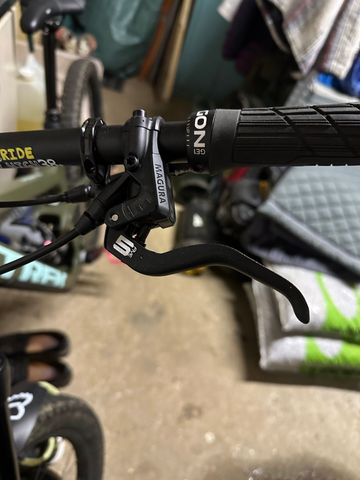 Brugt Trek Slash 9.7 Gen 5 2023 2023 Mountainbike — billede 4 af 7