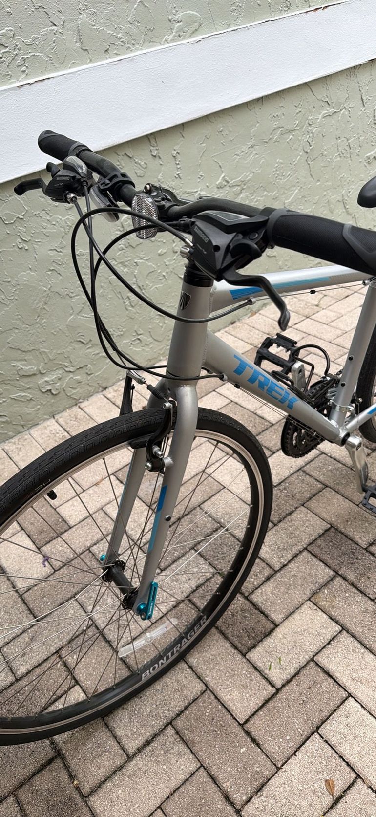 Used Trek FX 1 Stagger 2020 2020 Urban, Light Gray — image 4 of 9