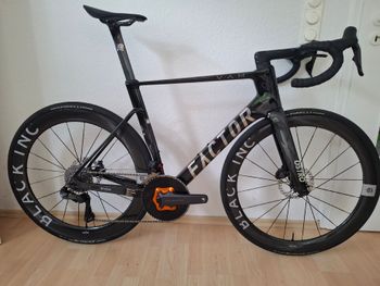 Factor OSTRO VAM - Shimano Ultegra 2024 2024 Road & Gravel usato