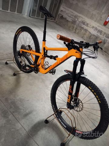 Used Santa Cruz Hightower CC X01 2018 2018 Mountainbike, Orange, 29 — image 1 of 10