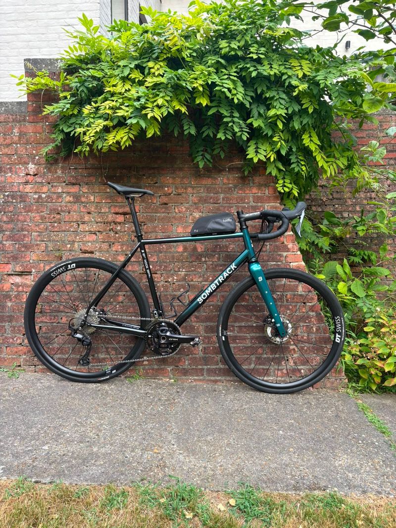 Bombtrack HOOK 2025 2025 Road & Gravel d'occasion