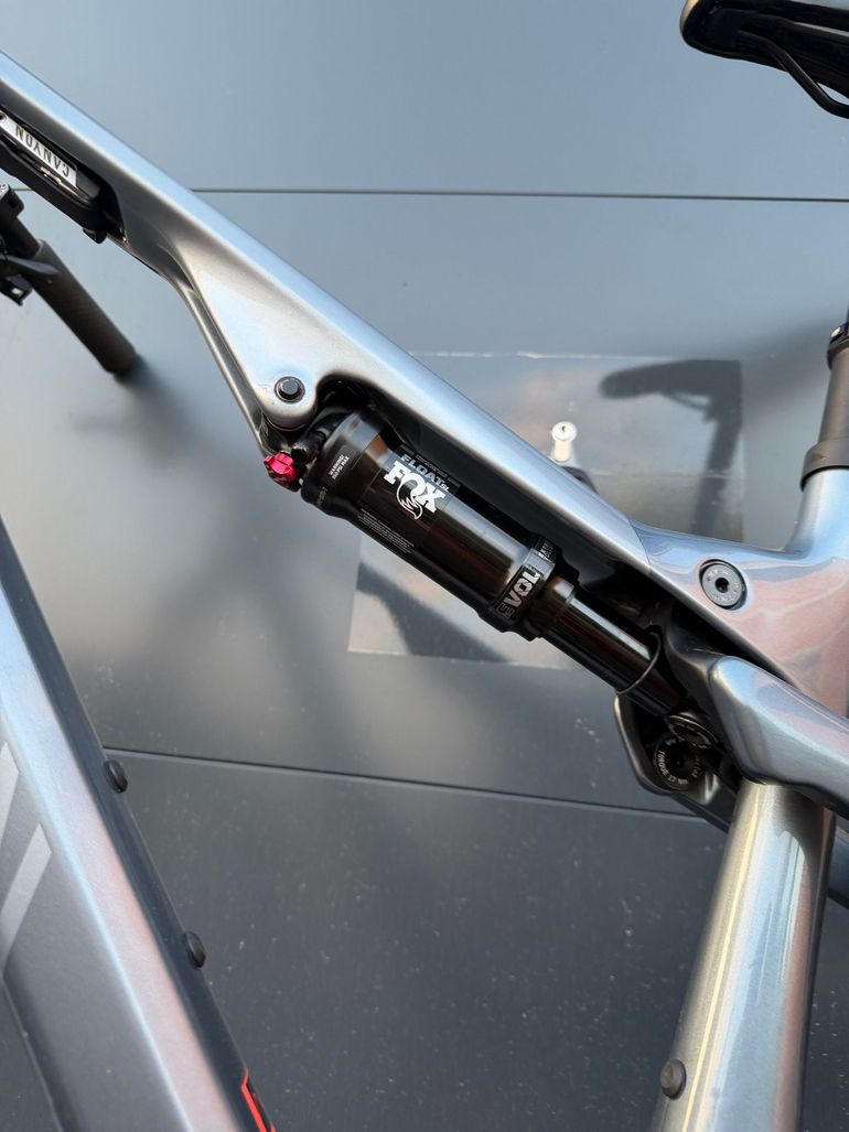 Brugt Canyon Lux Trail CF 6 2025 2025 Mountainbike — billede 8 af 9