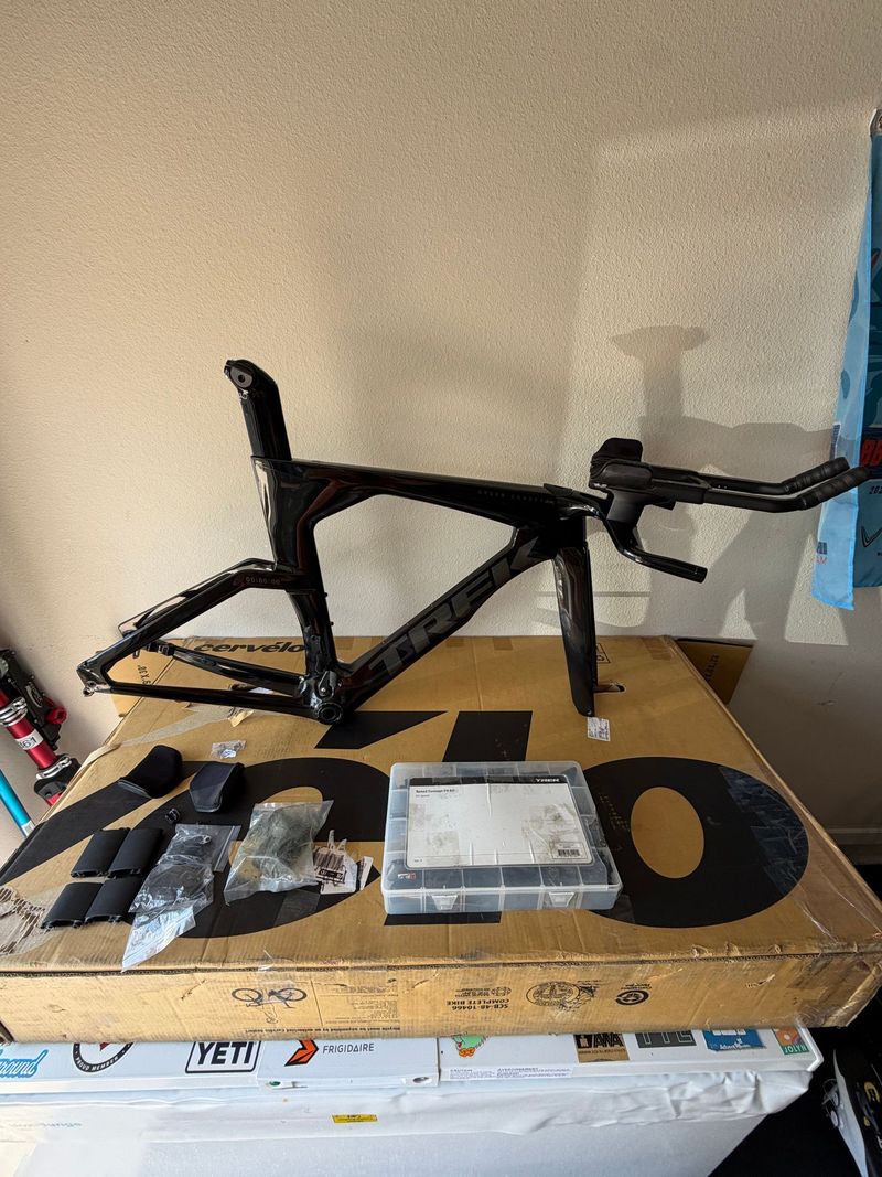 Used Trek Speed concept Frameset 2022 Road & Gravel