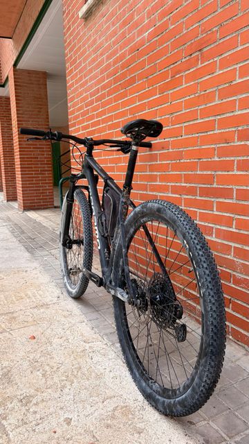 Used Megamo FACTORY 30 2023 2023 Mountainbike, Black, 29 — image 3 of 5