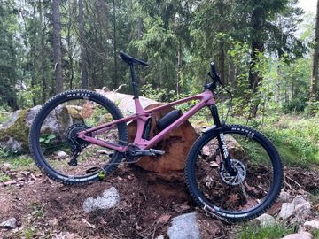 Używany YT Industries Izzo CORE 1 29 2023 2023 Mountainbike — zdjęcie 1 z 3