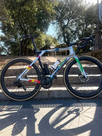 Used Lapierre Xelius SRAM Force eTap AXS 2026 Road & Gravel