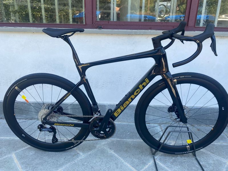 Used Bianchi Infinito Pro 105 DI2 2026 2026 Road & Gravel