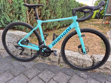 Brugt Bianchi Infinito Shimano 105 2025 Road & Gravel — billede 1 af 8