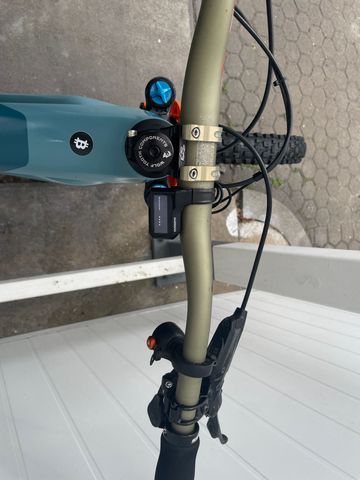 Gebrauchtes Canyon Spectral:ON CF 9 2022 2022 Mountainbike, Blau — Bild 8 von 20