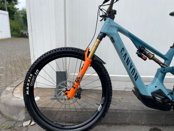 Gebrauchtes Canyon Spectral:ON CF 9 2022 2022 Mountainbike, Blau — Bild 9 von 20
